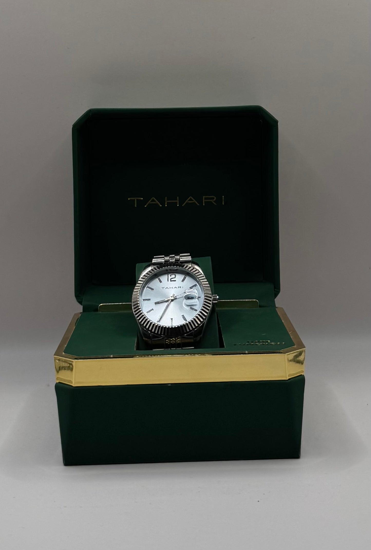 Reloj TAHARI