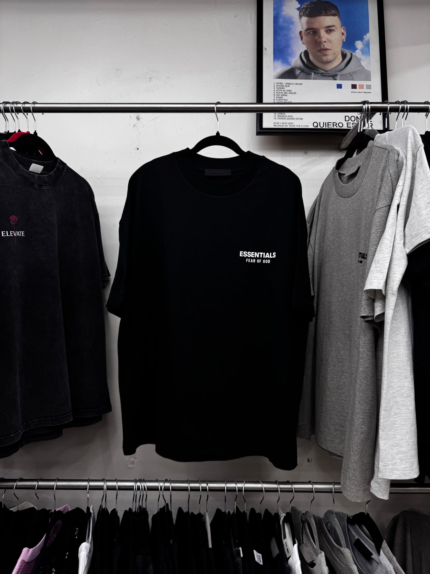 Essentials SS25