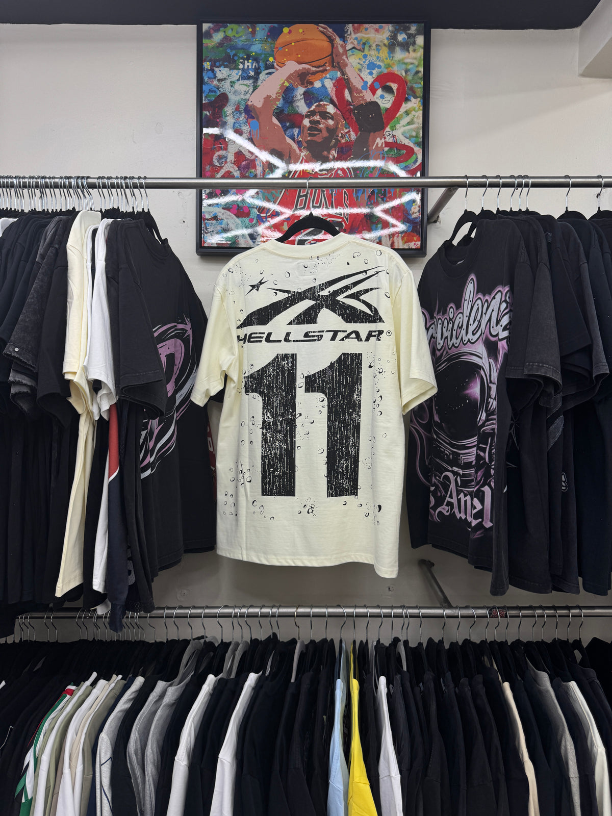 Playera Hellstar Eleven Cream