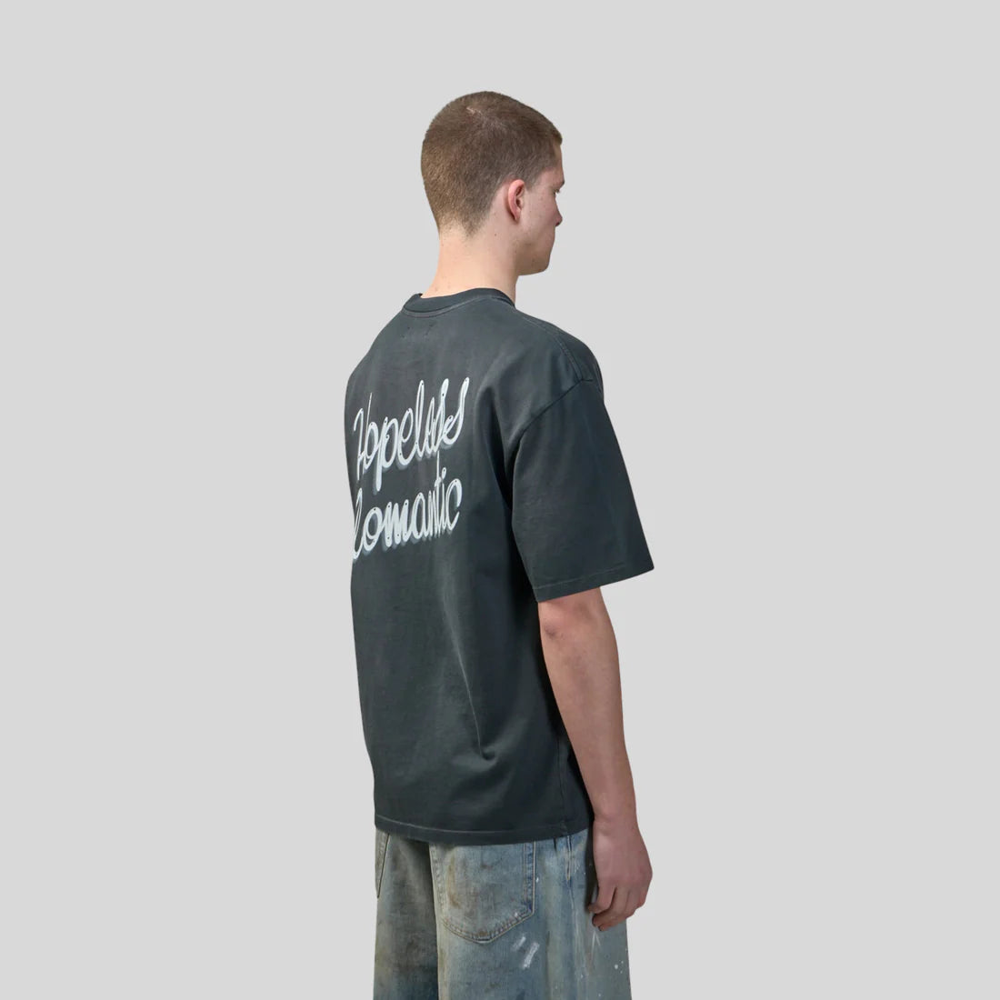 Playera Amiri