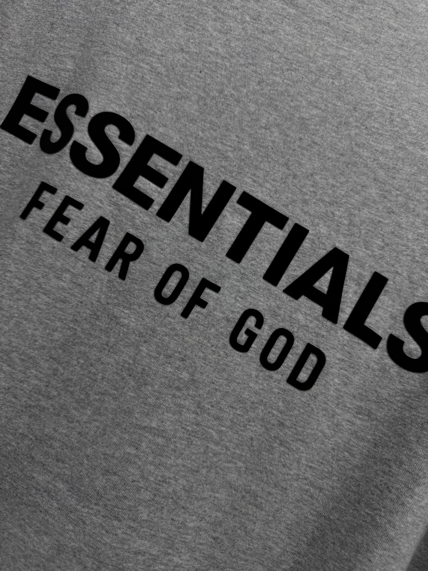 ESSENTIALS SS23