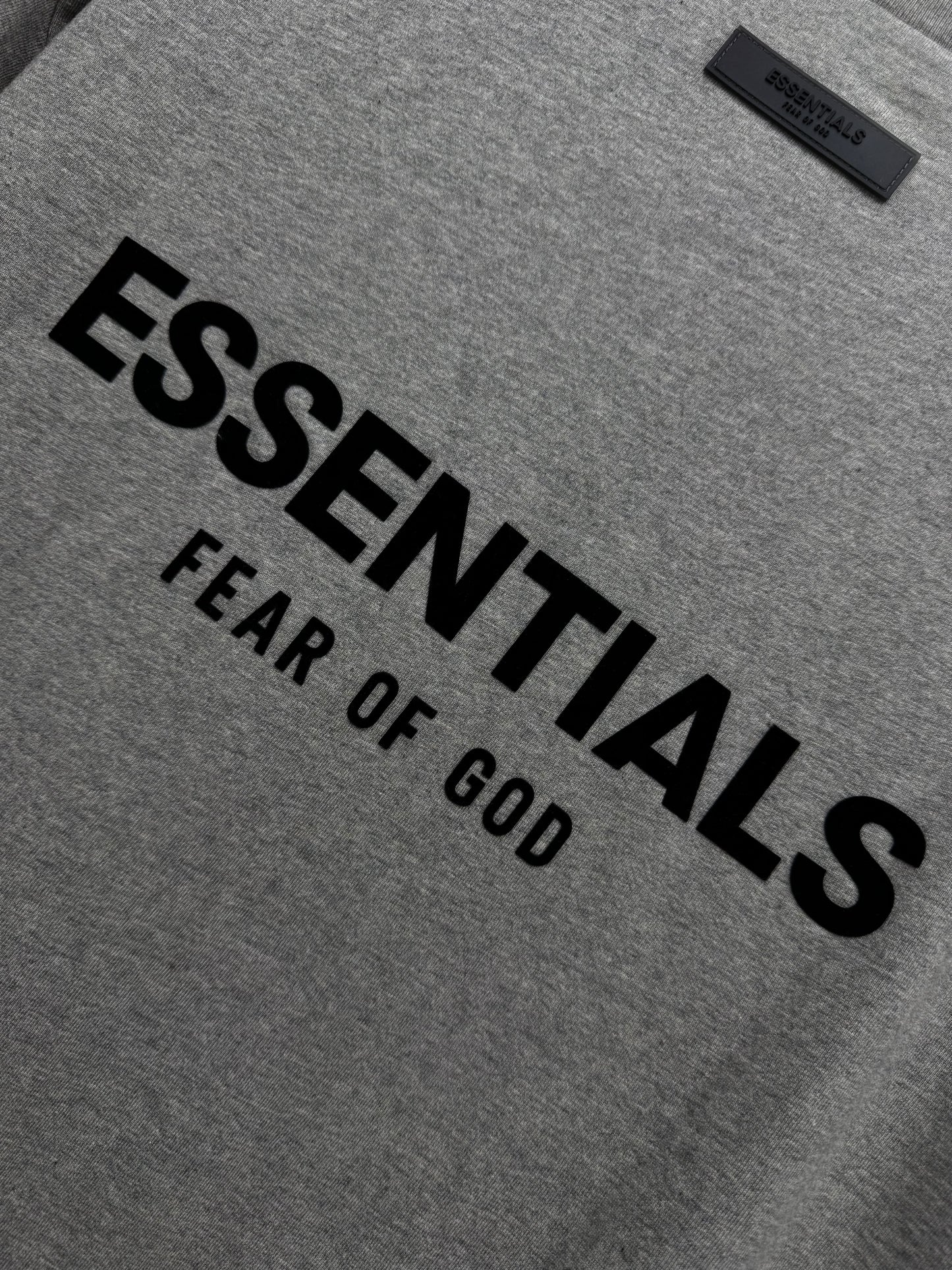 Essentials SS22