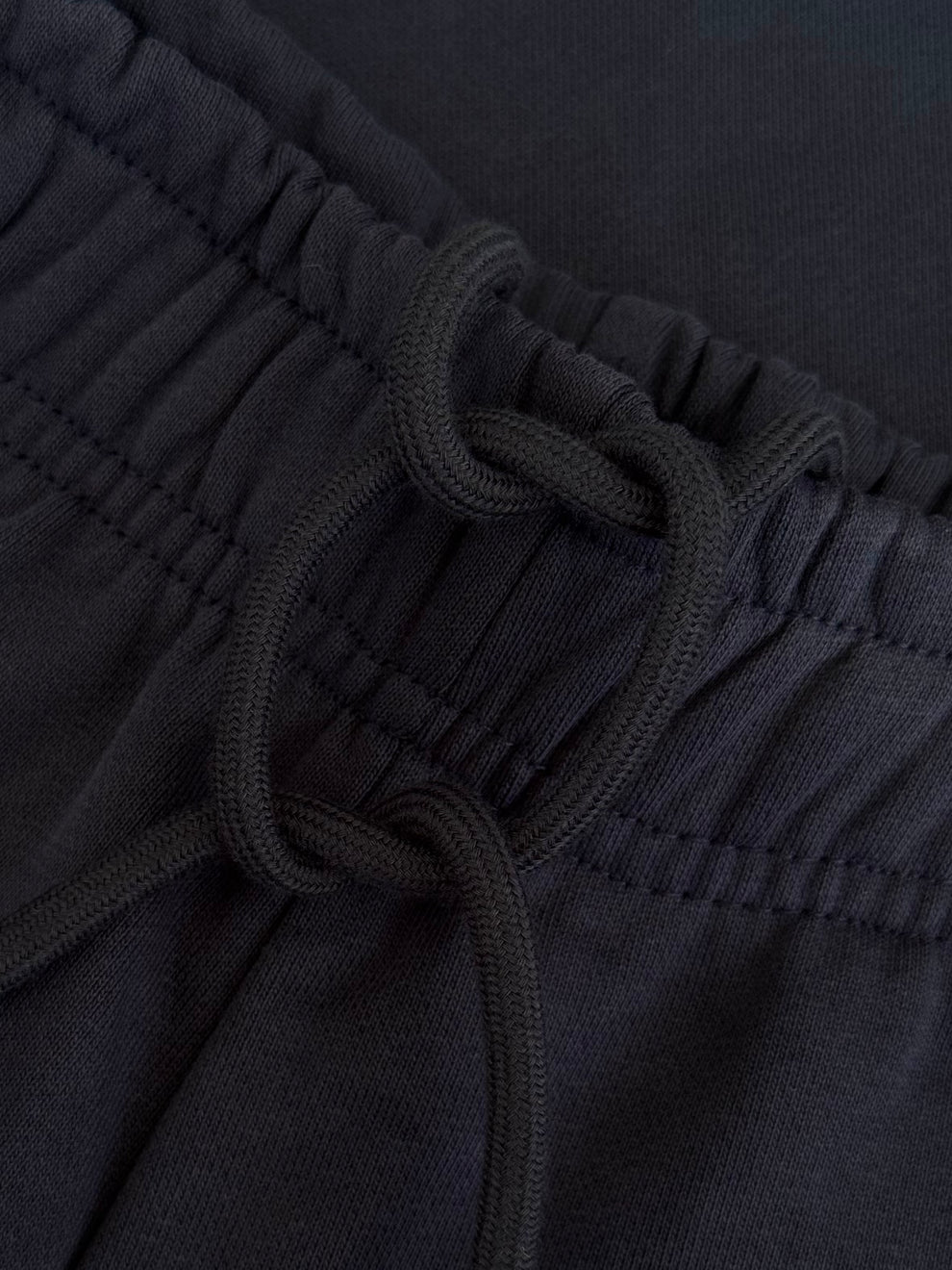 Alo Accolade Set – Navy Blue
