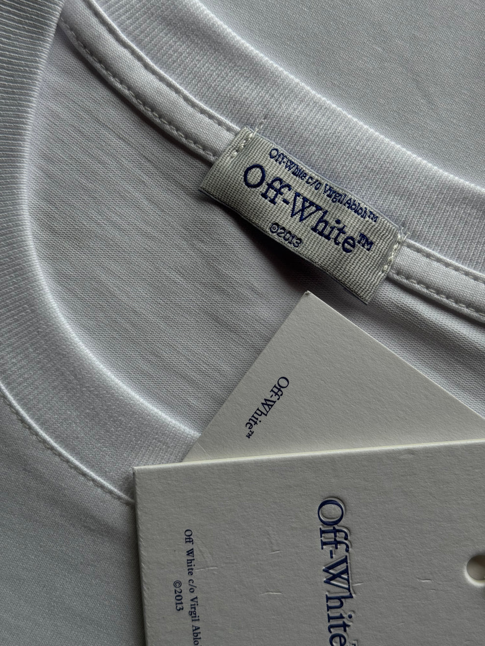 PLAYERA OFF WHITE