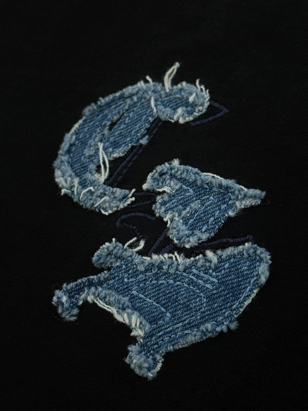 Playera chrome Hearts con logo de mezclilla azul