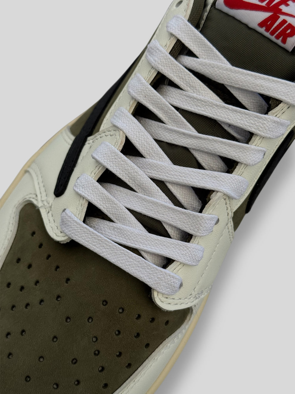 Air Jordan 1 Low x Travis Scott Reverse Olive