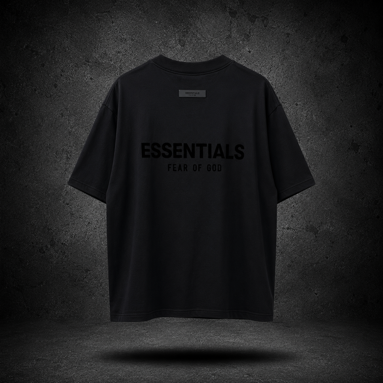 Essentials SS22 Negra