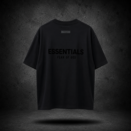 Essentials SS22 Negra