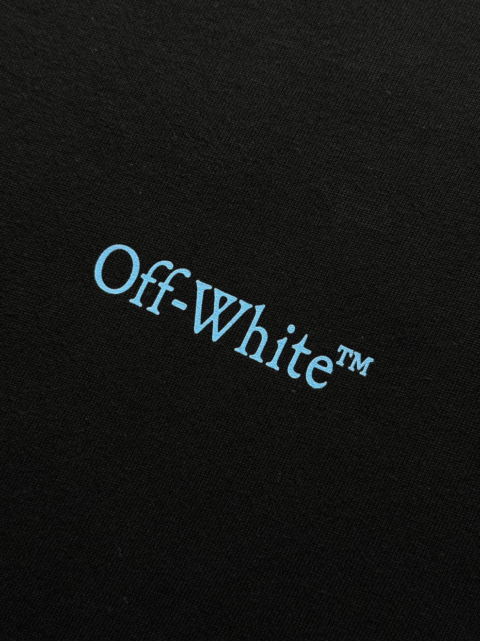 Playera Off White