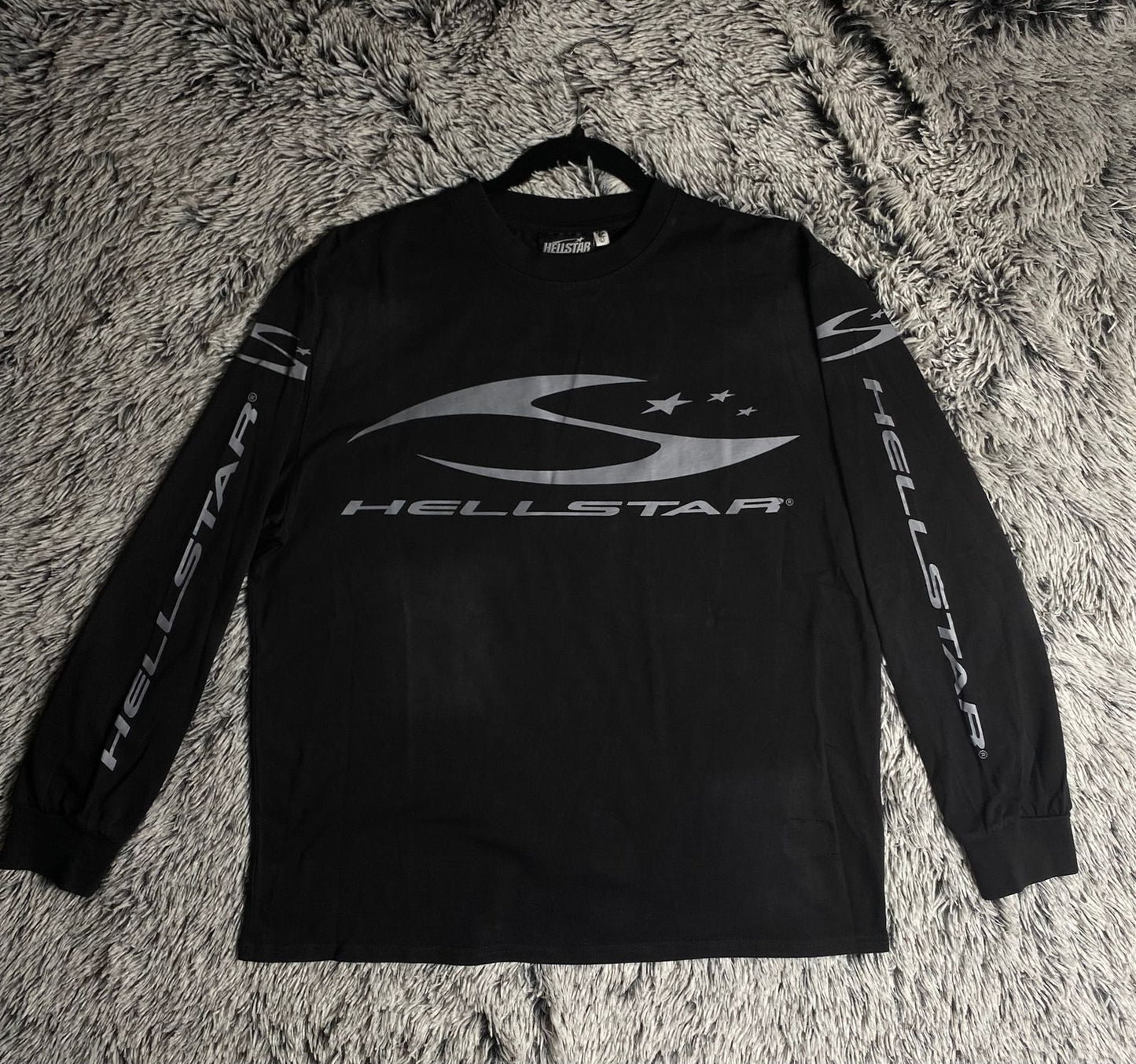 Playera Manga Larga Hellstar