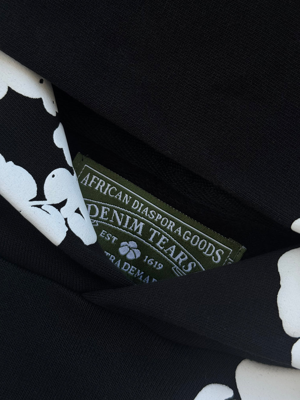 Hoodie Black Floral Rings