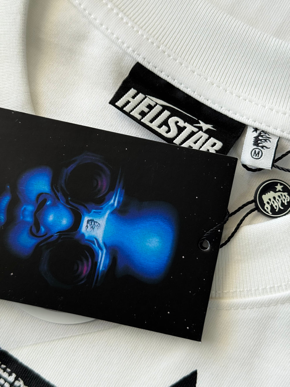 Victory Whitin White Manga larga Hellstar