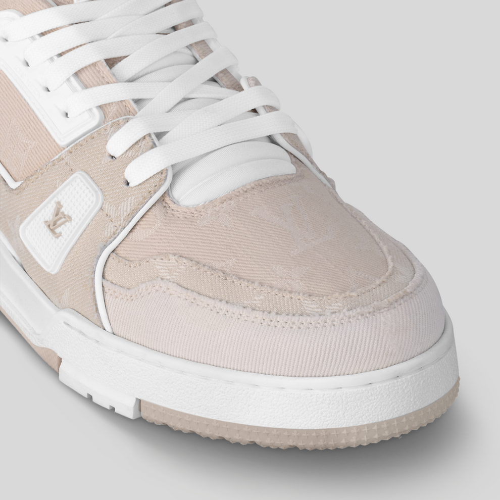 Tenis LV