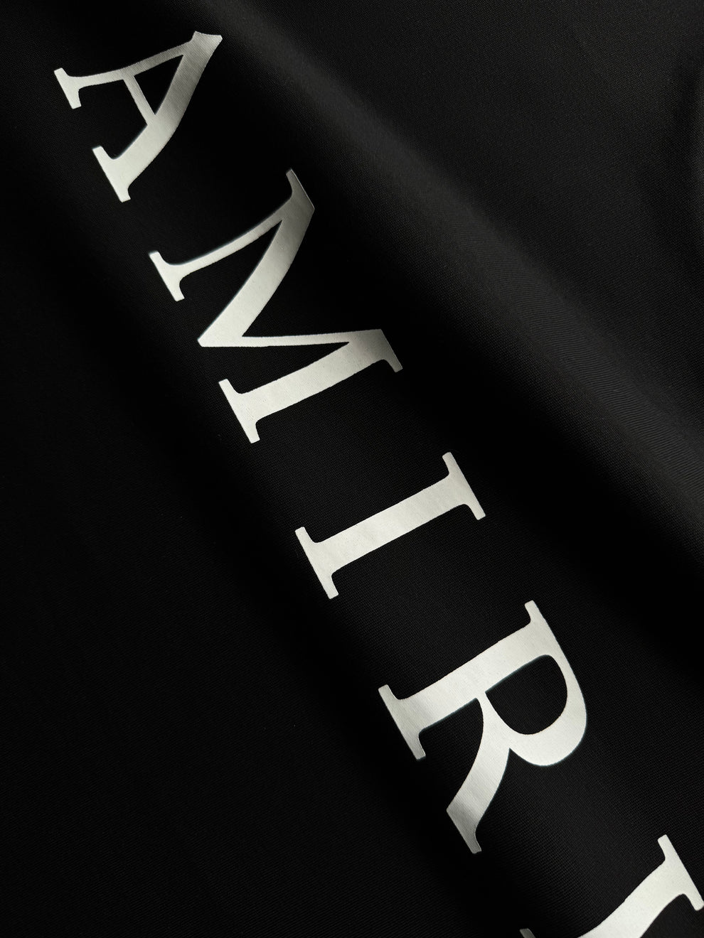 Playera Amiri
