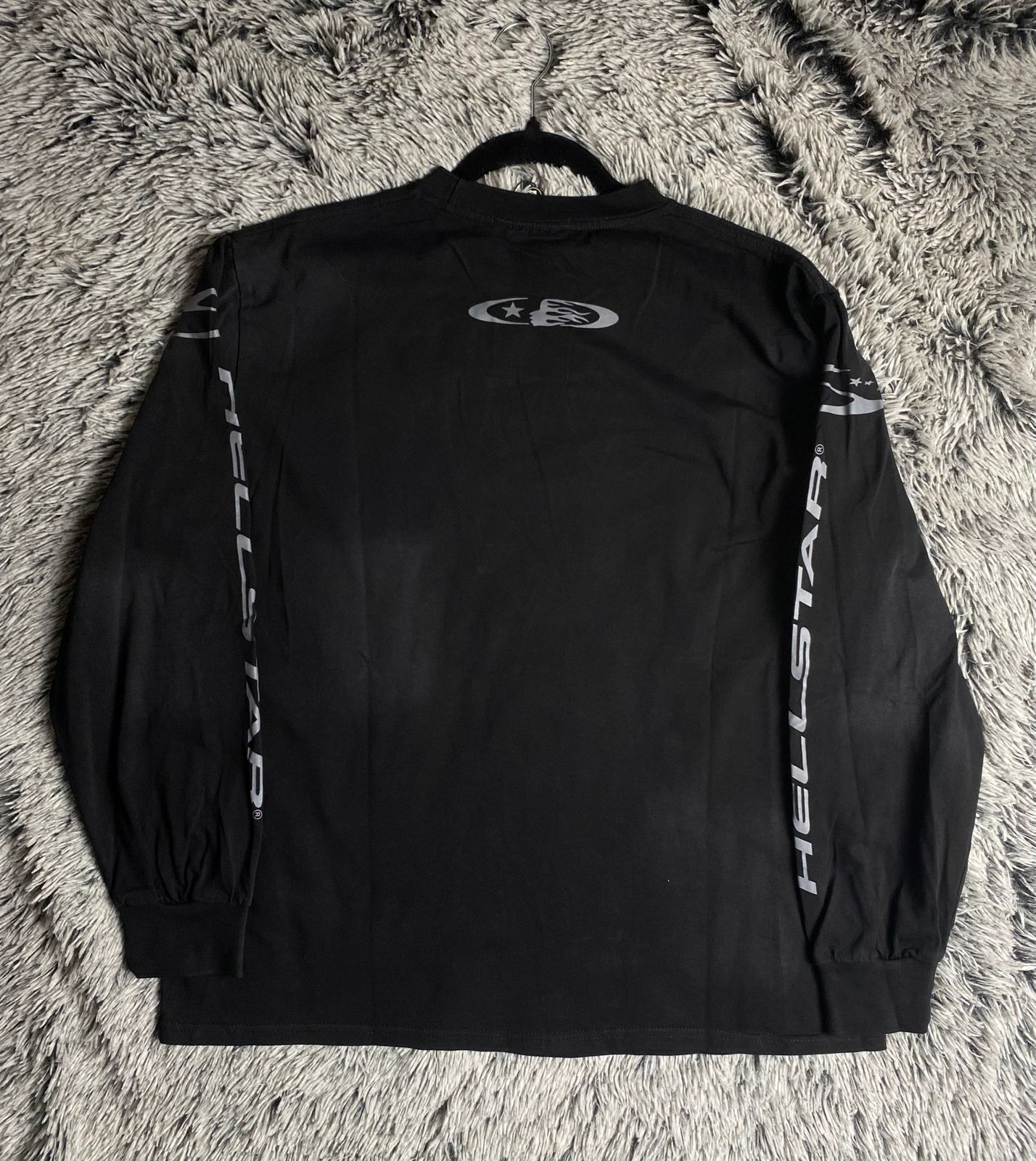 Playera Manga Larga Hellstar